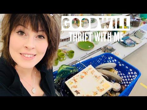 Can't BELIEVE This is Happening! | GOODWILL Thrift with ME | Reselling