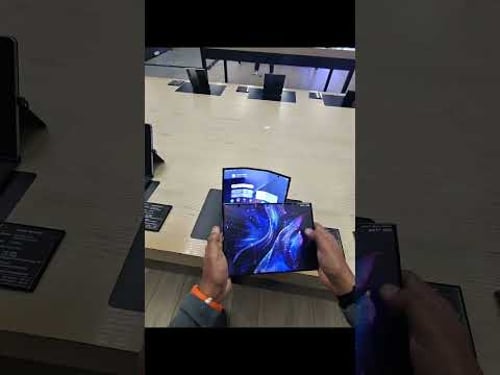 Huawei Mate Xt vs Samsung Z trifold real hands on POV #samsungztrifold #triplefold #huaweimatext