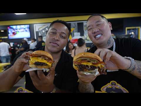 Houston Food Tour Pt. 1 | ft. jimmyxboi (Trill Burger, This is It Soul Food, Midwest Coney)