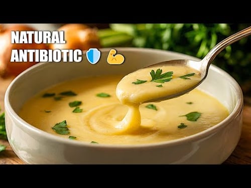 Besser als Medizin! Diese Zwiebelsuppe heilt und wärmt sofort 🔥Omas Rezept