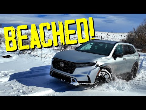 2025 Honda CR-V Hybrid Extreme Snow Test!