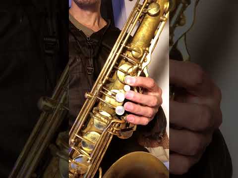 Для чего нужна клавиша Bis на саксофоне.