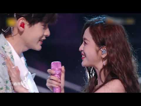 《2025湖南卫视618开心夜》吴宣仪、翟潇闻《不值得》"2025 Hunan Satellite TV 618 Happy Night"