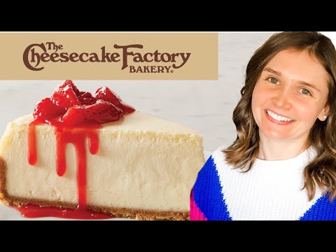 Copycat Cheesecake Factory Cheesecake recipe | Original Cheesecake | Julia Pacheco