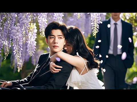 ❤️渣男嫌女孩不像他白月光那天,她笑著燒了所有合照。改嫁給最殘暴京城瘸腿太子爺那天,全城都在賭她活不過蜜月。卻沒想他早已暗戀女孩10年!#短劇 #愛情 #女孩#霸总