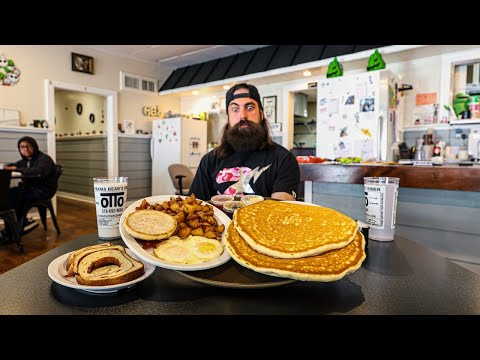 ONLY 4% OF PEOPLE CAN BEAT THIS BREAKFAST CHALLENGE IN NEW YORK! | BeardMeatsFood