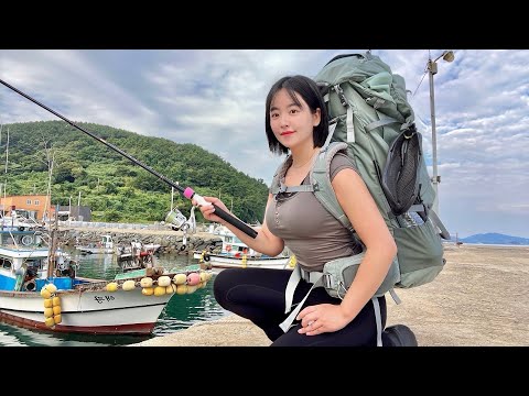 A woman came to the island alone to fish for mackerel!!
