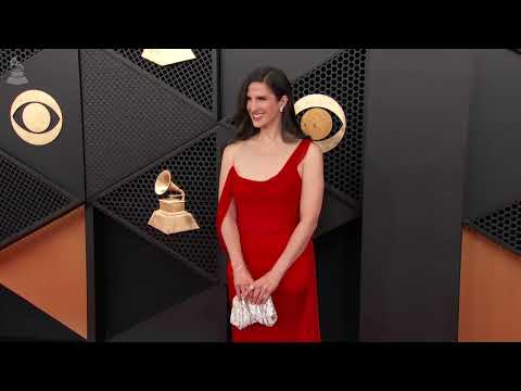 VALENTINA FERRER | Red Carpet Fashion Cam | 2026 GRAMMYs