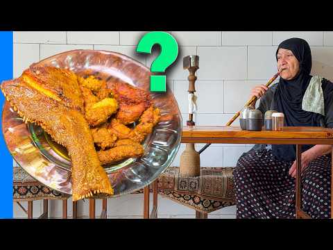 Iranian Woman Tries to Keep Her Restaurant alive 🔥 Southern Iran Foods