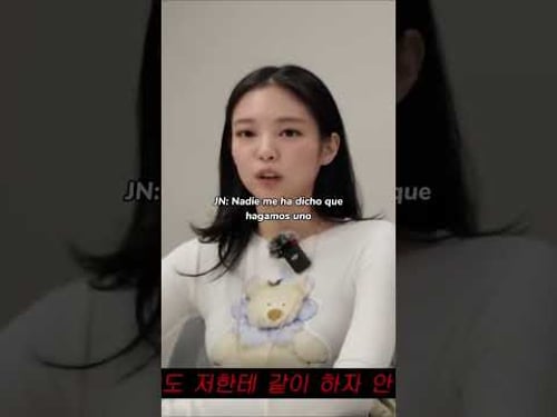 Nuestra nini toda timida 😐