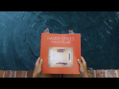 Harry Styles - Harry’s House Vinyl Unboxing. Out May 20.