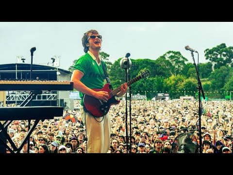 JOE KEERY : career, family, girlfriends, Steve Harrington and # 1 on Spotify as DJO