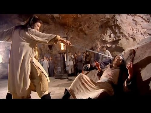 惡霸虐殺武林,關鍵時刻功夫小子出場一招將他斃命!