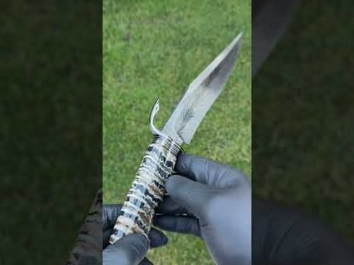 Gradient feather Damascus Bowie knife