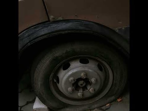 This Montreal garage is overwhelmed with damaged cars due to potholes