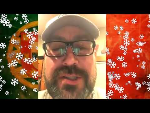 "Honest Portuguese" Elf on a Shelf #1 Happy Holidays!