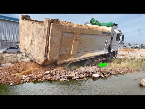 Incredible! Handle With Care Dump truck 25ton Drive Back Uploading Landslide Overturned Rescue SHAN…