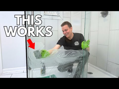 The Best Way to Clean Glass Shower Doors!