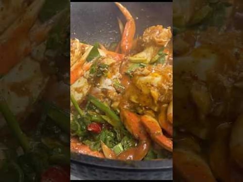 đŠ Cha Kdam: The Legendary Khmer Stir-Fried Crab with Kampot Pepper (or Kroeung)