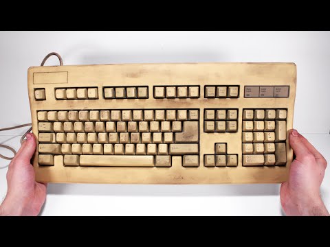 I Restored This Yellowed Keyboard for My Home Office - Retro Tech Restoration