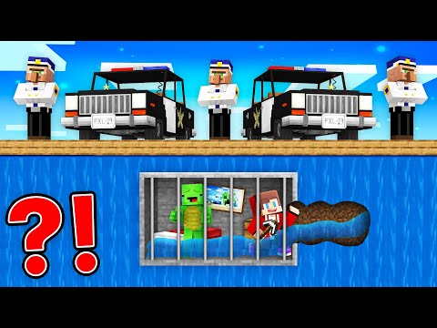 JJ and Mikey Escaped From the Underwater Prison in Minecraft (Maizen)
