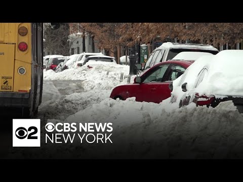 Massive snowbanks challenge New Yorkers after winter storm | Team Coverage