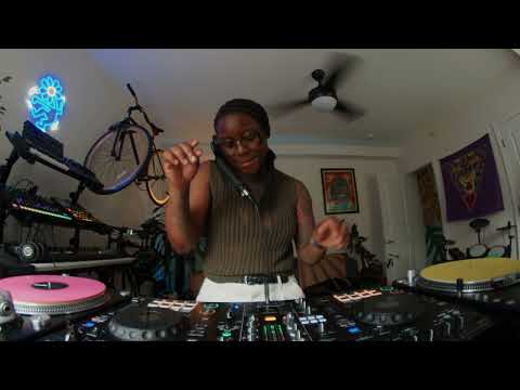 A NEO-SOUL SOUNDSCAPE FT. LEDISI, ERYKAH BADU, MUSIQ SOULCHILD, COMMON, FLOETRY, AMP FIDDLER & MORE