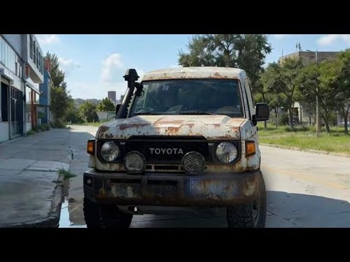 Full Restoration of a Rare Toyota LC78