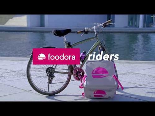 Meet Chris. Become a foodora rider.