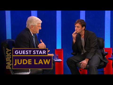 "I Was Too Handsome for Serious Roles" – Jude Law Gets Candid | Parkinson