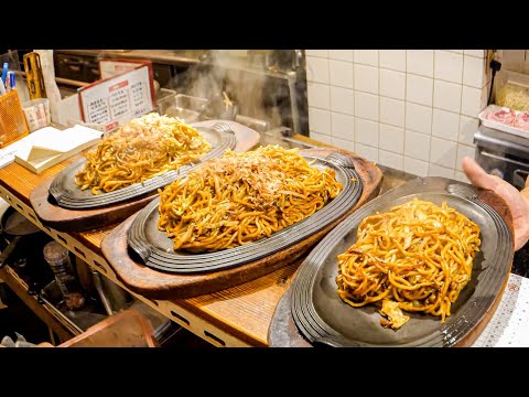 焼きそば大盛り!鉄板ステーキ!見たことない驚異の鉄板さばきが炸裂するお好み焼き店に密着丨Japanese Street Food