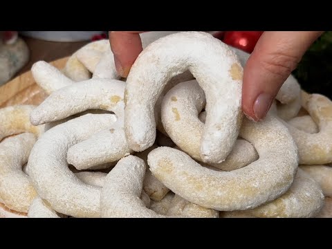 Vanillekipferl Cookies — Soft, Buttery & Melting Like Snow!