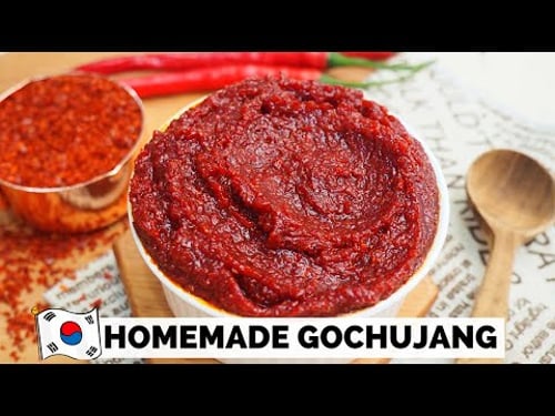 HOMEMADE GOCHUJANG! KOREAN CHILLI PASTE WITH LOCAL INGREDIENTS. SUPER EASY TO MAKE!