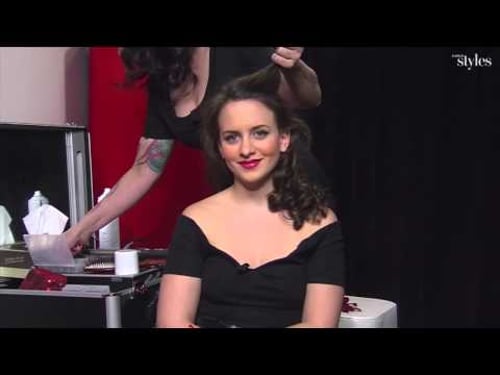 Comment se faire une coiffure de pin-up ?