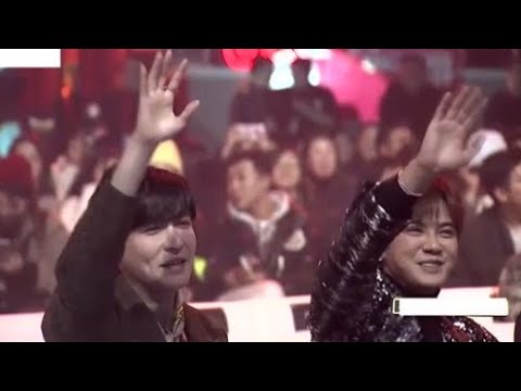 2019今日頭條年度盛典 羅志祥榮獲《年度綜藝之星》上台表白張藝興 後來黃磊領獎 豬羊一路鼓掌護上台 張藝興榮獲《年度全能明星》羅志祥一路鼓掌護送上台 男人幫真的笑死我
