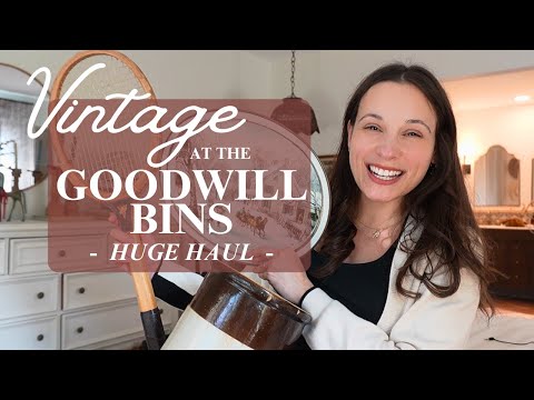Huge vintage haul at the largest GOODWILL BINS I’ve ever been to!