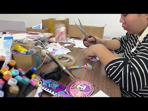 Instructions For Cutting Paper To Create Toys Part 5