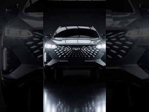 π This SUV Looks Insane in Real Life π³