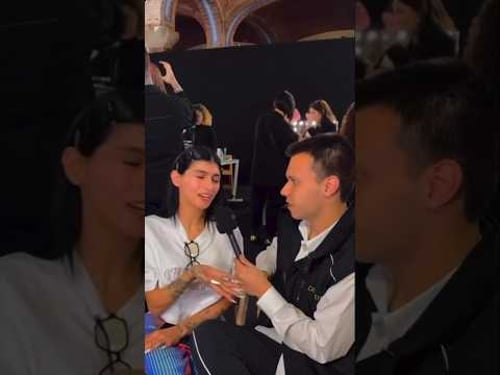 Alguien sabe quién es la chica del principio? #humor #funny #viral #memes