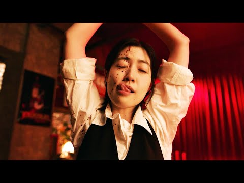 全程人狠话不多,出手就是取你命!顶级杀手组团出道,全程西装革履,杀人干净利落,这谁顶得住啊!一口气看完《杀手们》