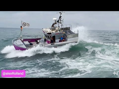 🌊 LA DANGEROSITÉ DES VAGUES DE LA PASSE DE CAPBRETON EST IMPITOYABLE FACE AUX BATEAUX.🔝😰