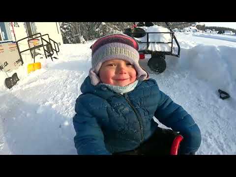 Digging out snow as Alberta snows north