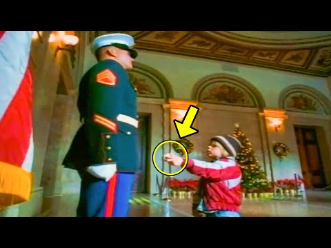 Boy Slipped Marine a Secret Note. He Read It & Immediately Called For Backup!