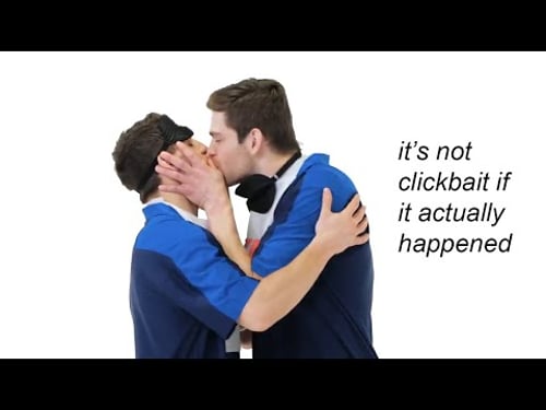 hockey players really do be like that sometimes