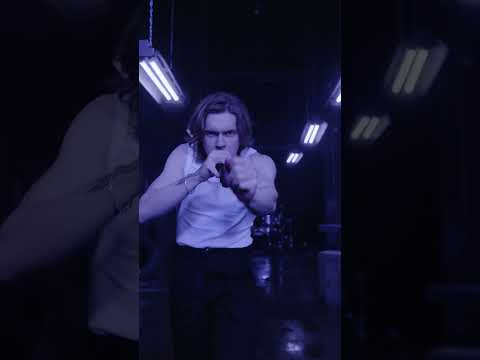 Livingston Performs “Shadow” | #MTVPUSH April 2025