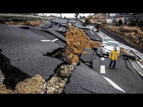 70 Unbelievable Earthquakes Caught on Camera!
