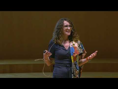 Las Humanidades también son ciencia | Ingrid Cobos López | TEDxUValència
