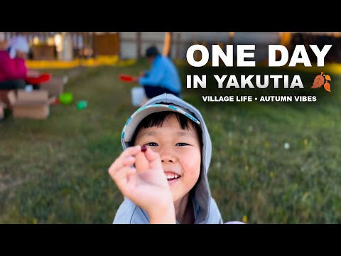 One Day in a Siberian Village 🍂 Picking Lingonberries in Yakutia