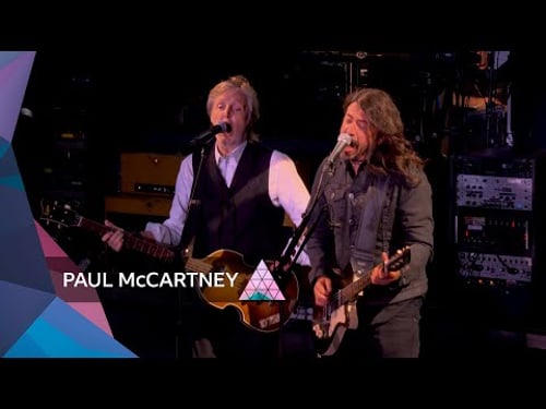 Paul McCartney - Band on the Run (feat. Dave Grohl) (Glastonbury 2022)
