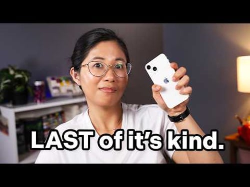 Mini Phones are Dead, but they Shouldn't Be.